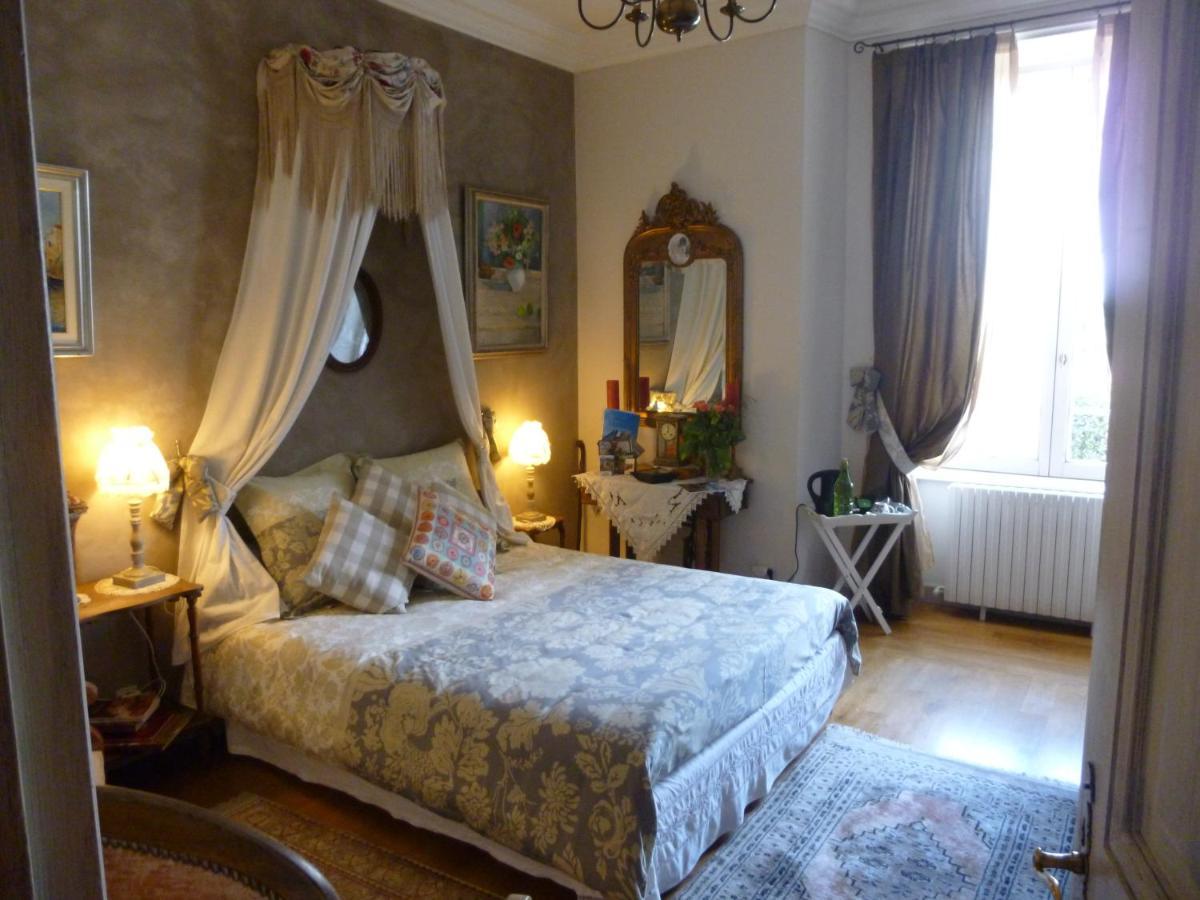 Le Petit Chateau - Tiffauges Proche Puy Dufou Luaran gambar
