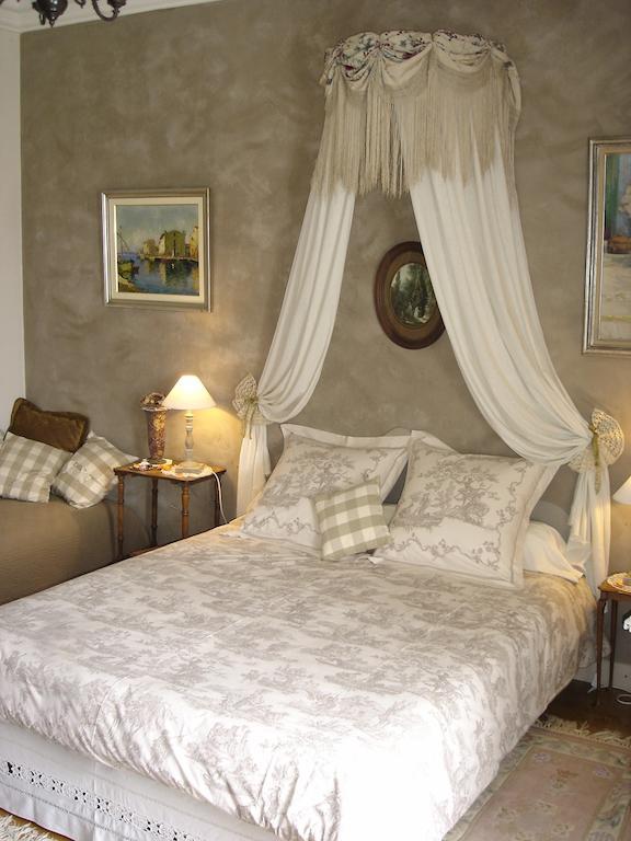 Le Petit Chateau - Tiffauges Proche Puy Dufou Bilik gambar